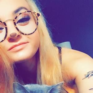 Meet your Posher, Taylor